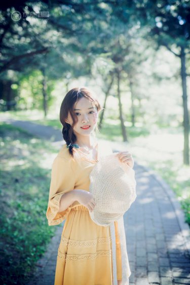 飘飘小龙女